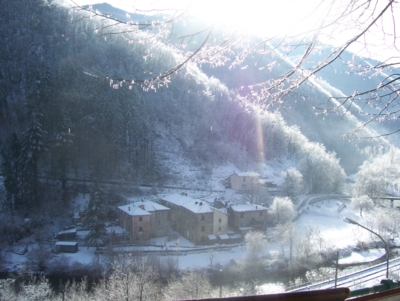  Image name: molino capodanno  2009 303 (209).jpg 
 width: 400 pixel 
 height: 301 pixel 
 Size: 107796 bytes 
 Click to enlarge 